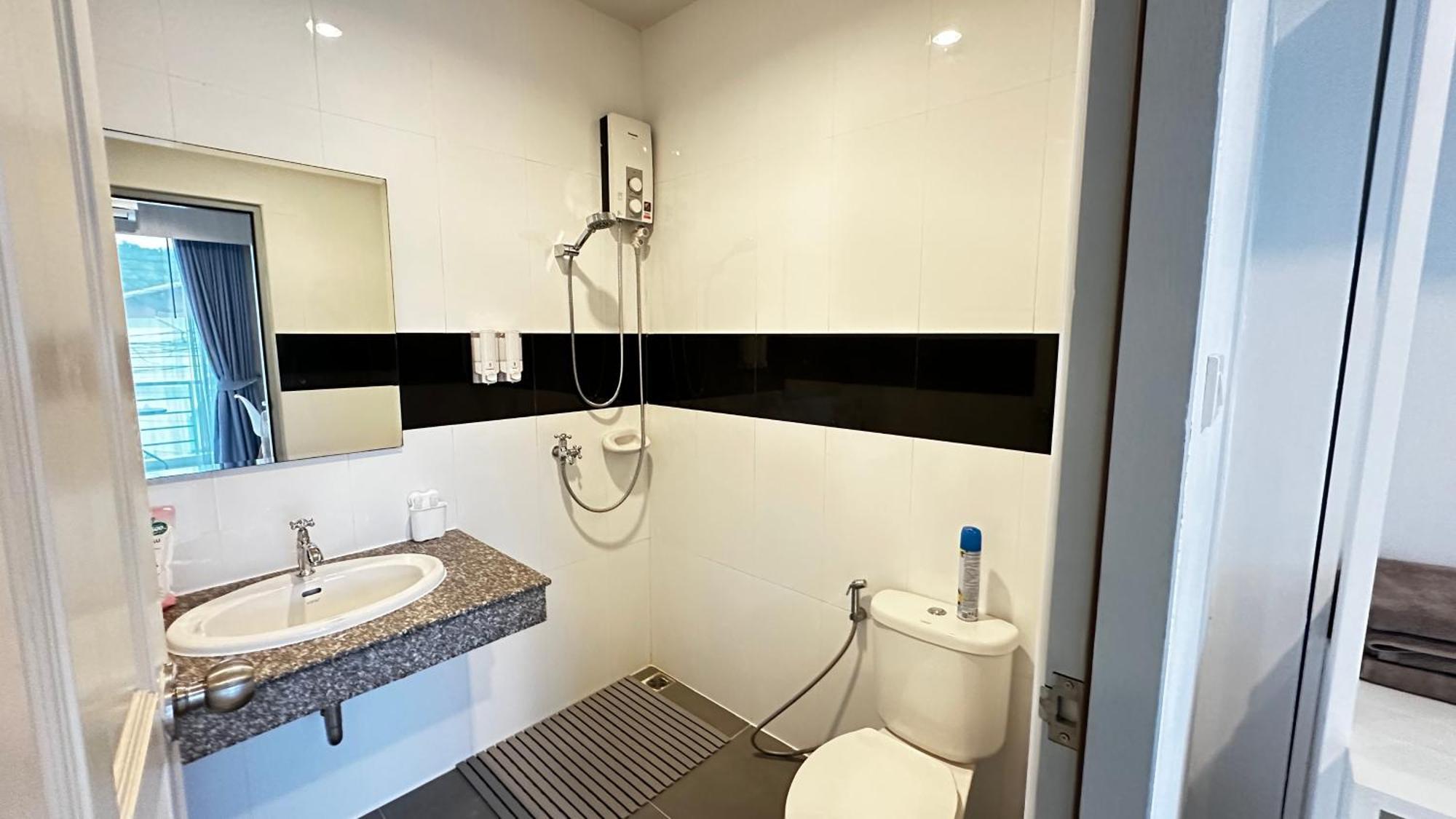 Auriflex House Bed & Breakfast Krabi town Exterior foto